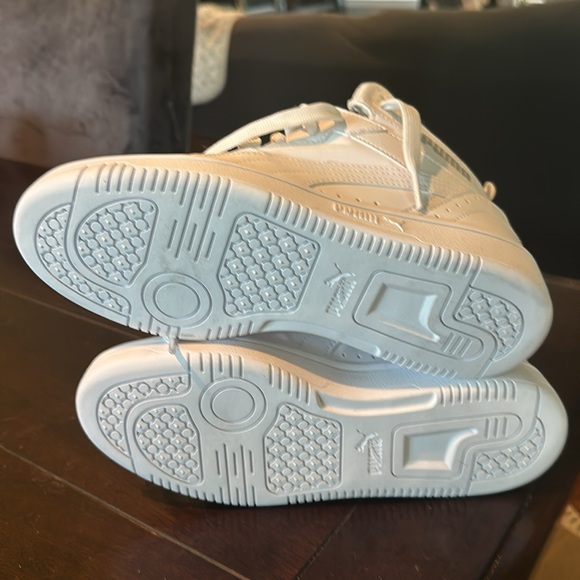 Puma Youth Hightops Size 6C - Picture 5 of 8